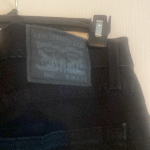 Levi’s 502 - Picture 3 of 3